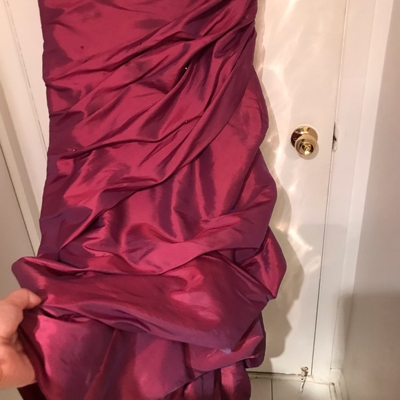 Beautiful Burgundy gown for sale - prom or bridal events it’s yours - Picture 9 of 13